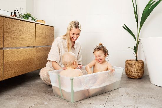 好的嬰兒澡盆讓沐浴輕鬆愉快！